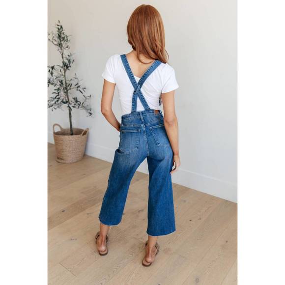 NEW JUDY BLUE high rise crop wide leg denim overalls in dark wash - Picture 2 of 3